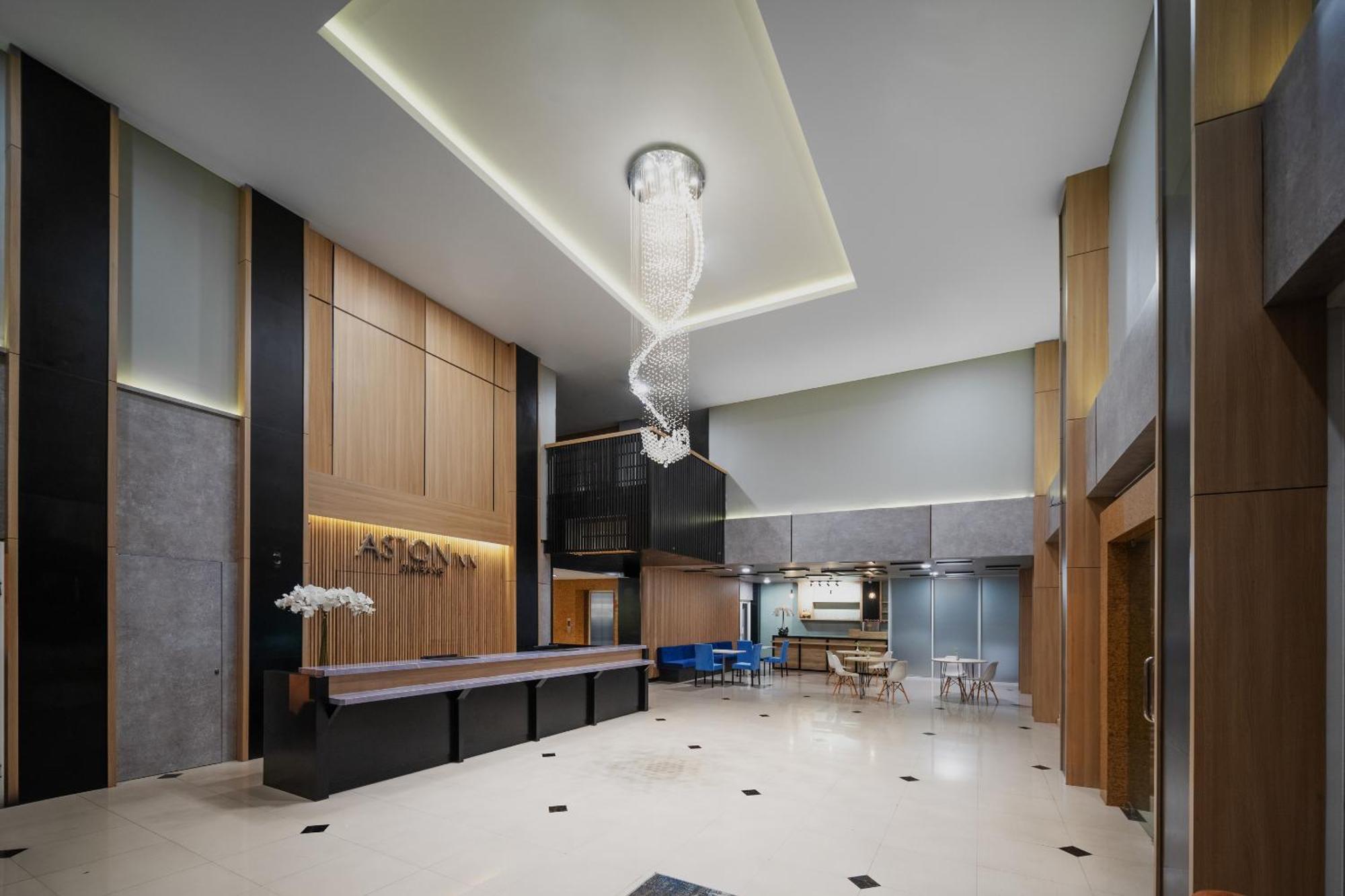 Aston Inn Rembang Exterior foto