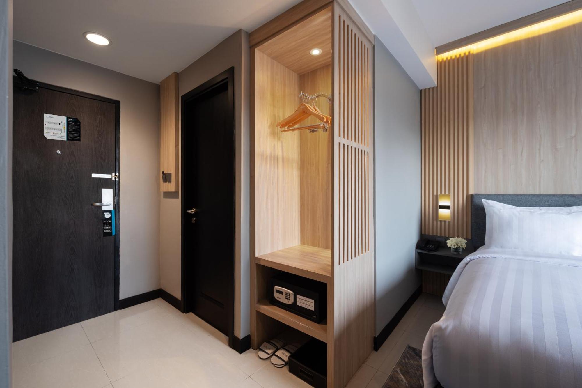 Aston Inn Rembang Exterior foto
