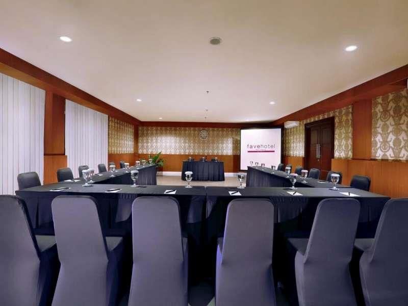 Aston Inn Rembang Exterior foto